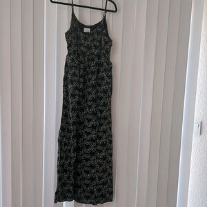 Long spaghetti strap black and white maxi dress